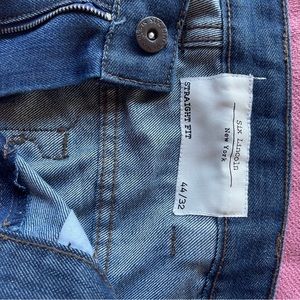 Six Lincoln Jeans
